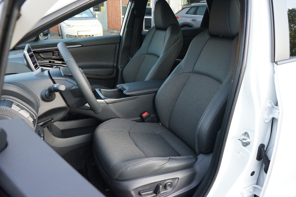 Toyota bZ4X Prestige 5d