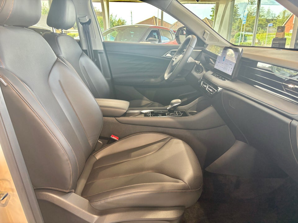 MG HS 1,5 PHEV Luxury 5d