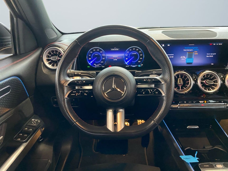 Mercedes EQB250+ AMG Advance 5d