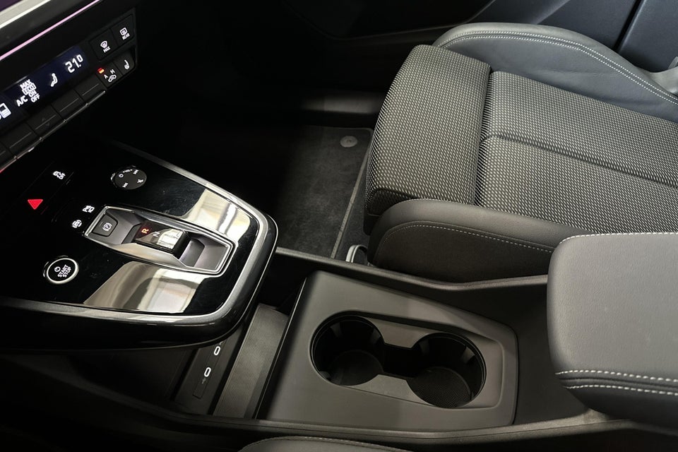 Audi Q4 e-tron 40 Attitude S-line 5d