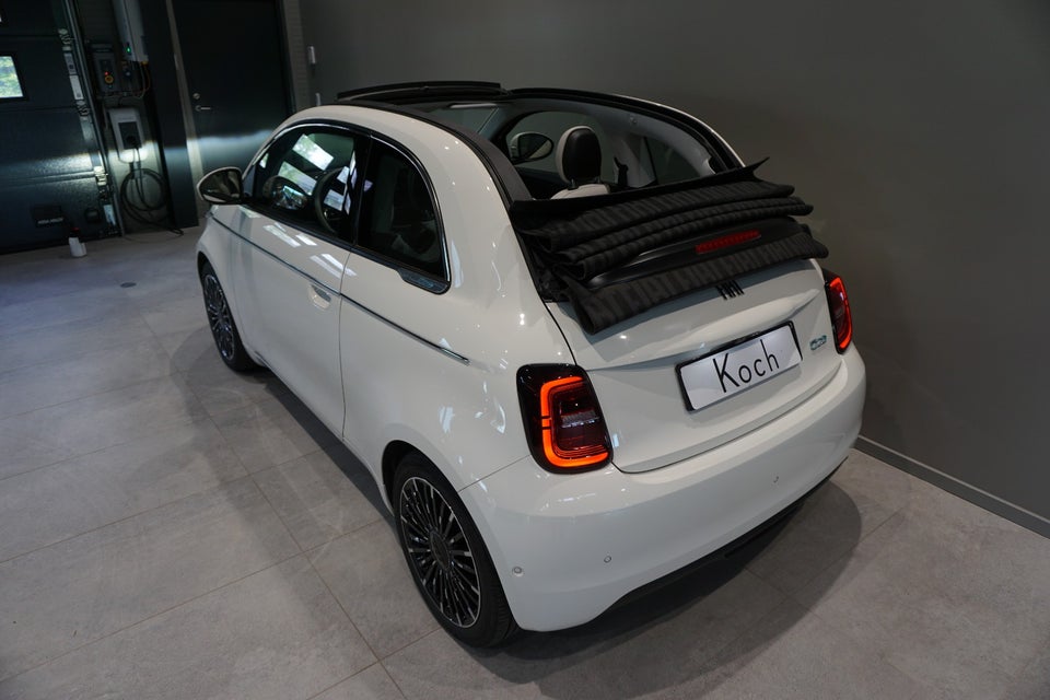 Fiat 500e 42 la Prima by Bocelli Cabrio 2d