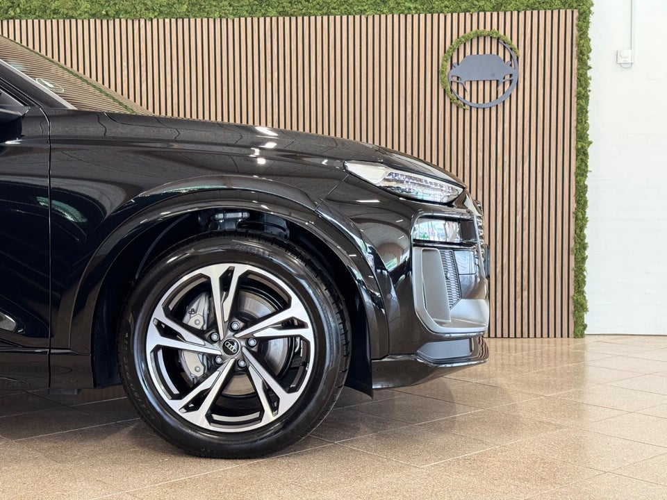 Audi Q6 e-tron Ultra quattro 5d