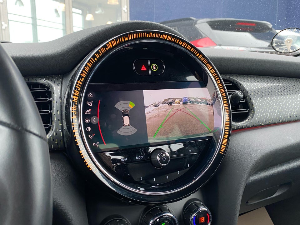 MINI Cooper SE Experience 3d