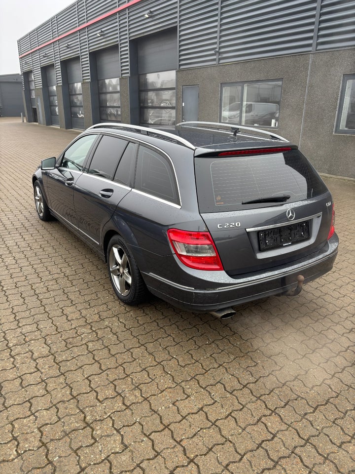 Mercedes C220 2,2 CDi stc. aut. BE Van 5d