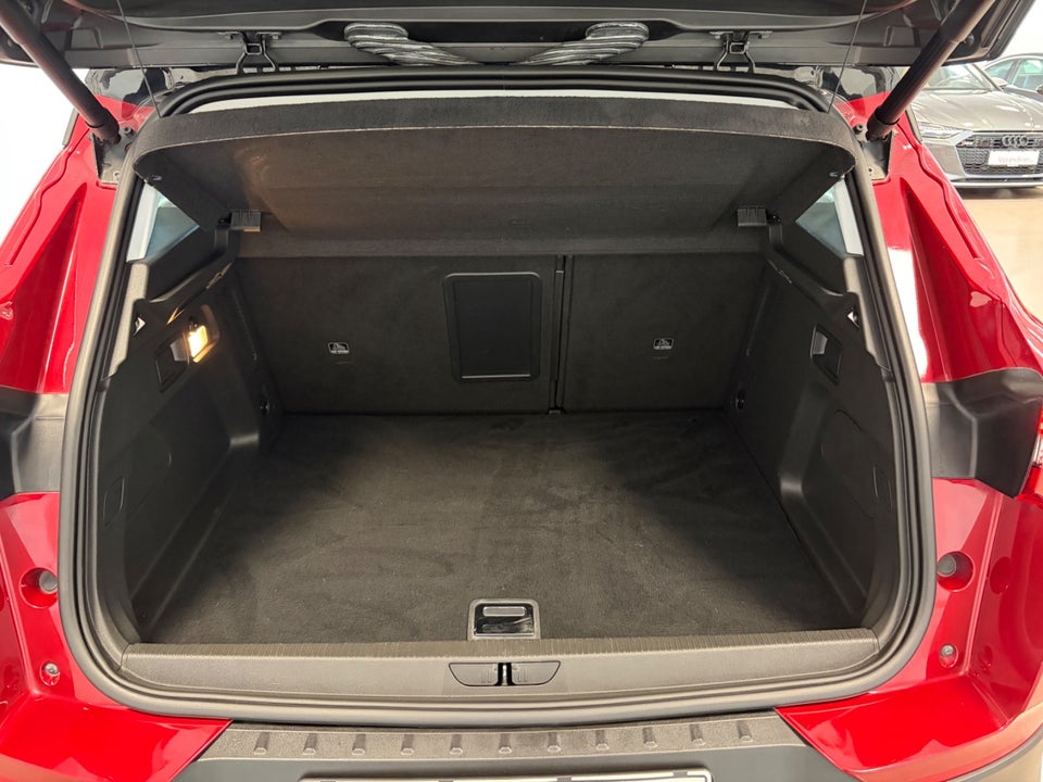 Opel Grandland X 1,6 Hybrid4 Ultimate aut. 5d