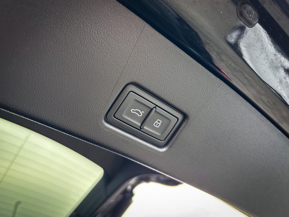 Audi Q4 e-tron 55 S-line Sportback quattro 5d