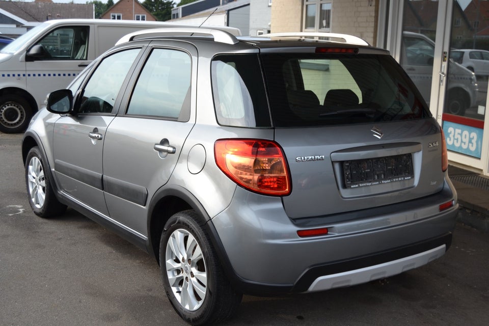 Suzuki SX4 1,6 CombiBack Tour 5d