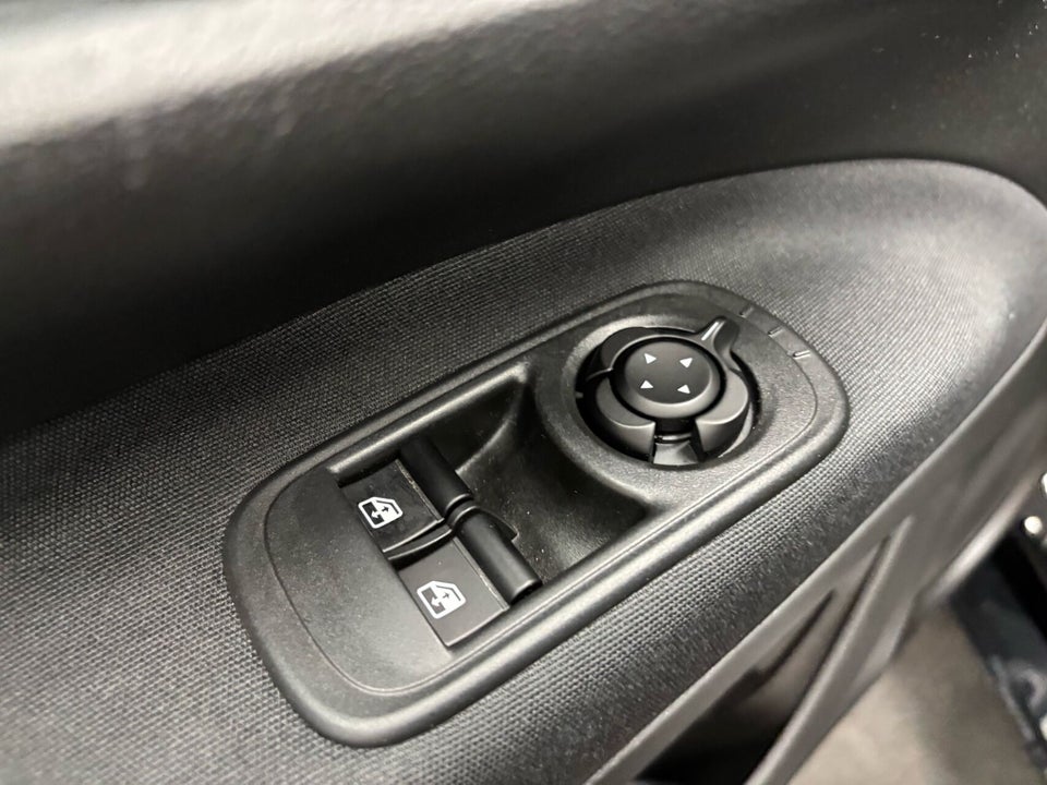 Fiat 500e 42 Icon 3+1 4d
