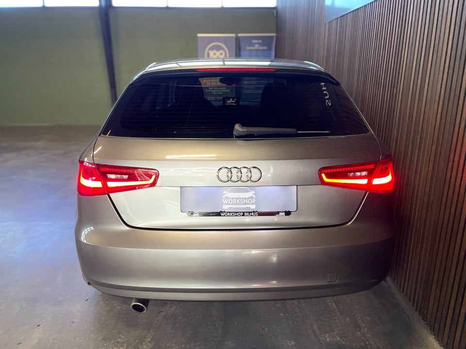 Audi A3 1,6 TDi Ambition 3d