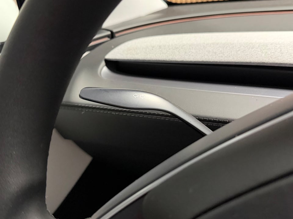 Tesla Model Y Premium Long Range RWD 5d