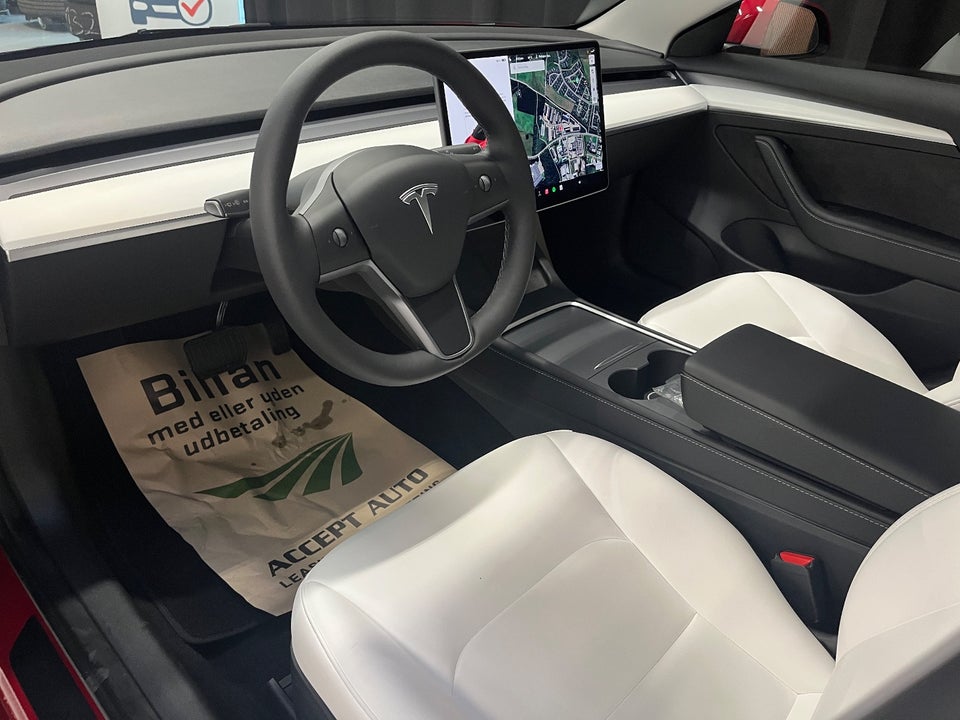 Tesla Model 3 RWD 4d