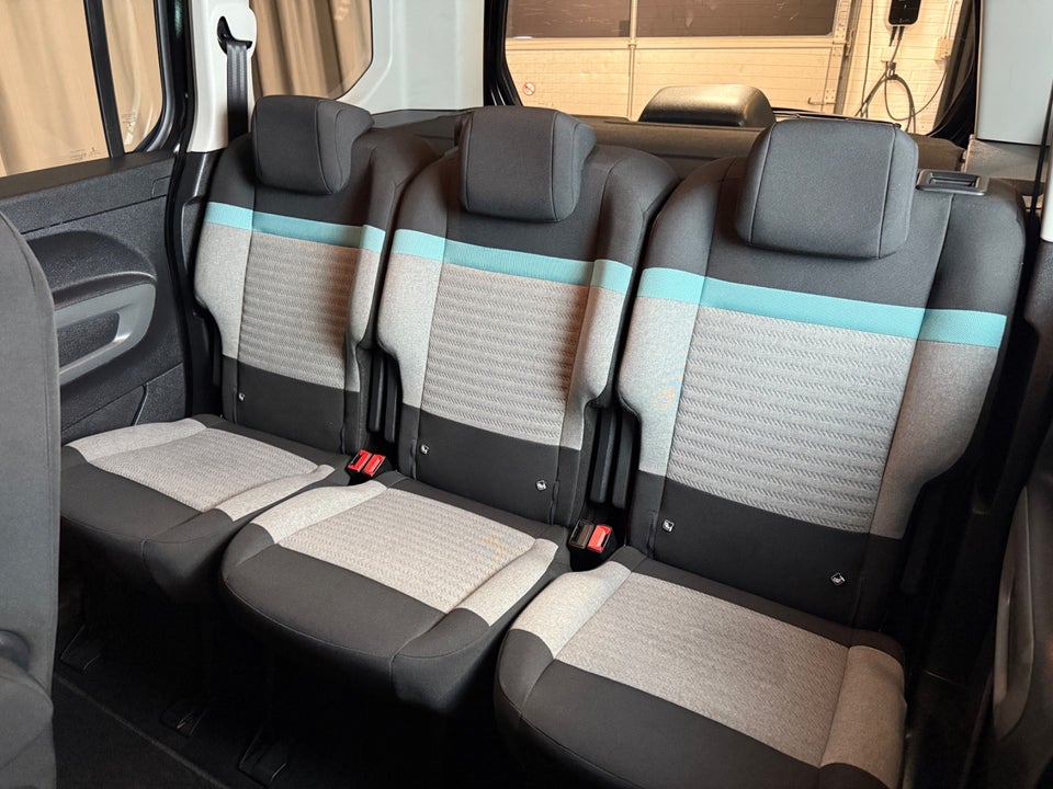 Citroën Berlingo 1,5 BlueHDi 130 Iconic EAT8 5d