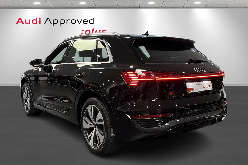 Audi Q8 e-tron 50 S-line quattro 5d