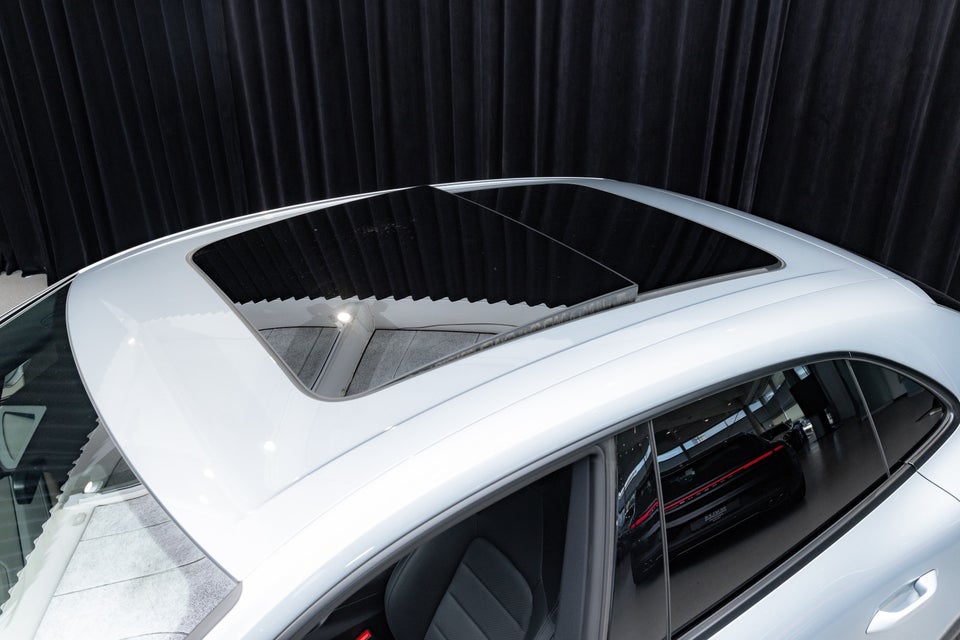Porsche Macan 4 5d