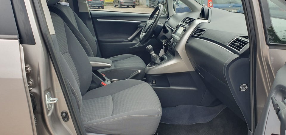 Toyota Verso 1,6 D-4D T2 Touch 7prs 5d