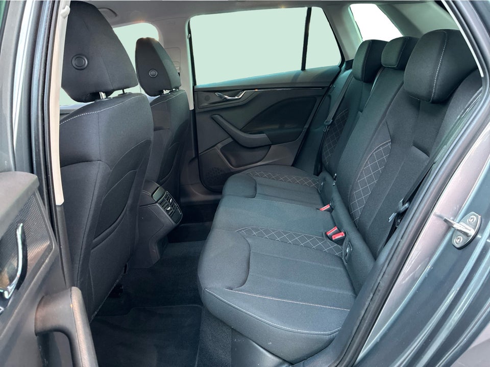 Skoda Kamiq 1,0 TSi 110 Blackline DSG 5d