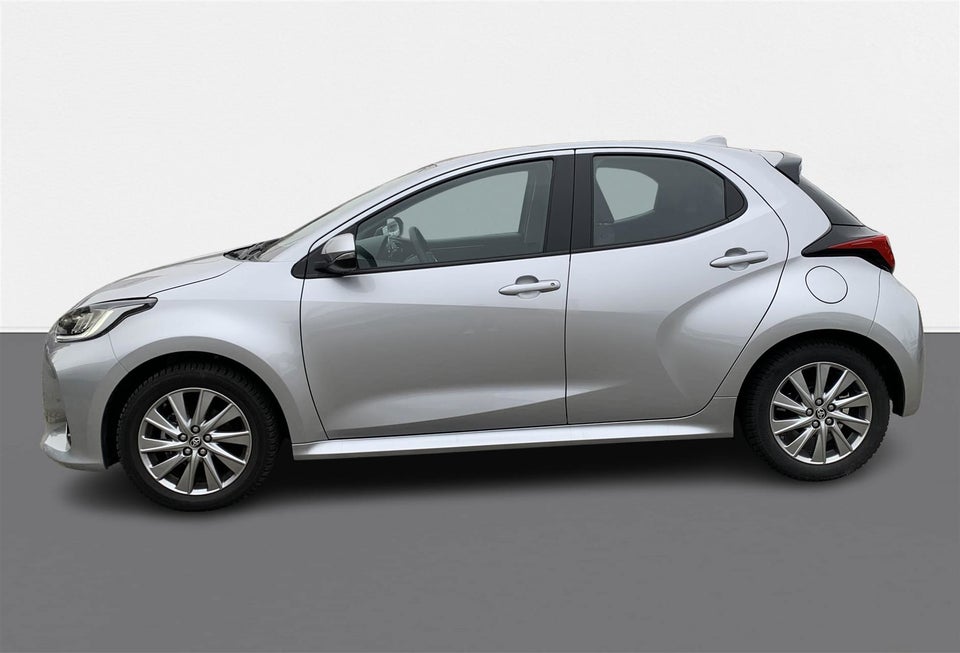 Toyota Yaris 1,5 Active Tech+ 5d