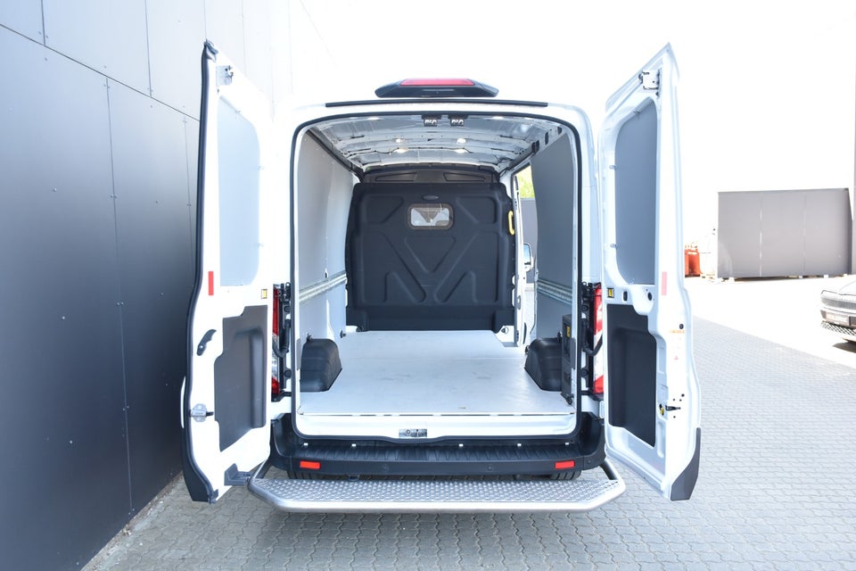 Ford E-Transit 350 L3 Van 68 Trend H2 RWD