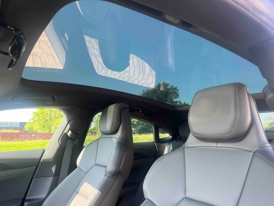 Audi e-tron GT quattro 4d