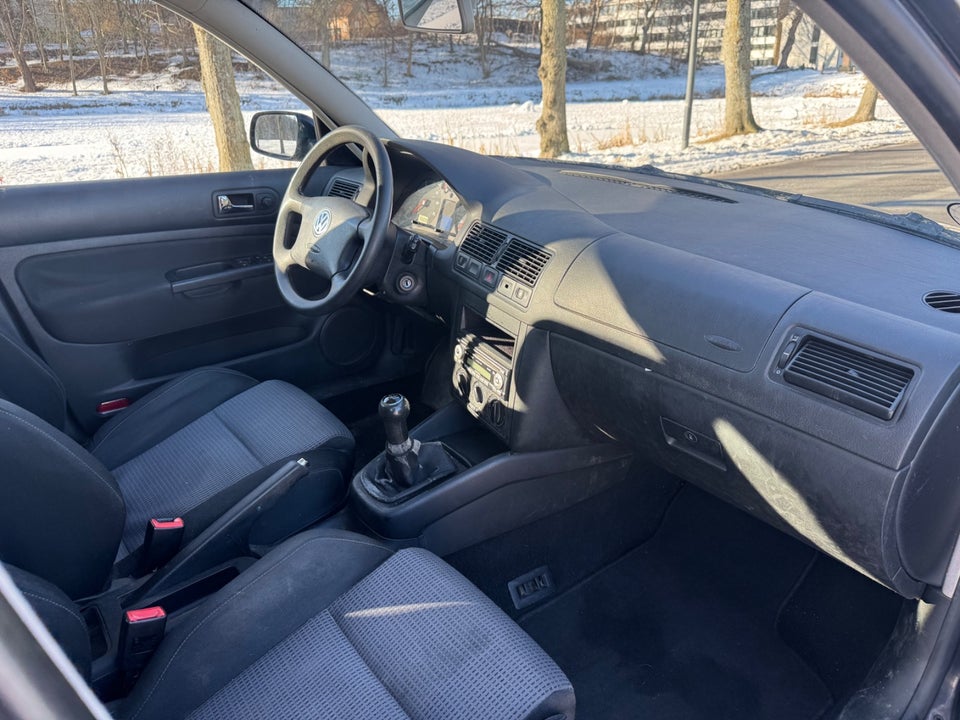 VW Golf IV 2,0 Comfortline 3d