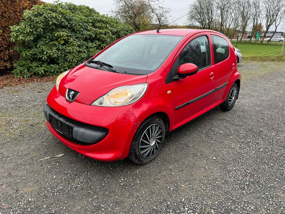 Peugeot 107 1,0 Trendy 5d