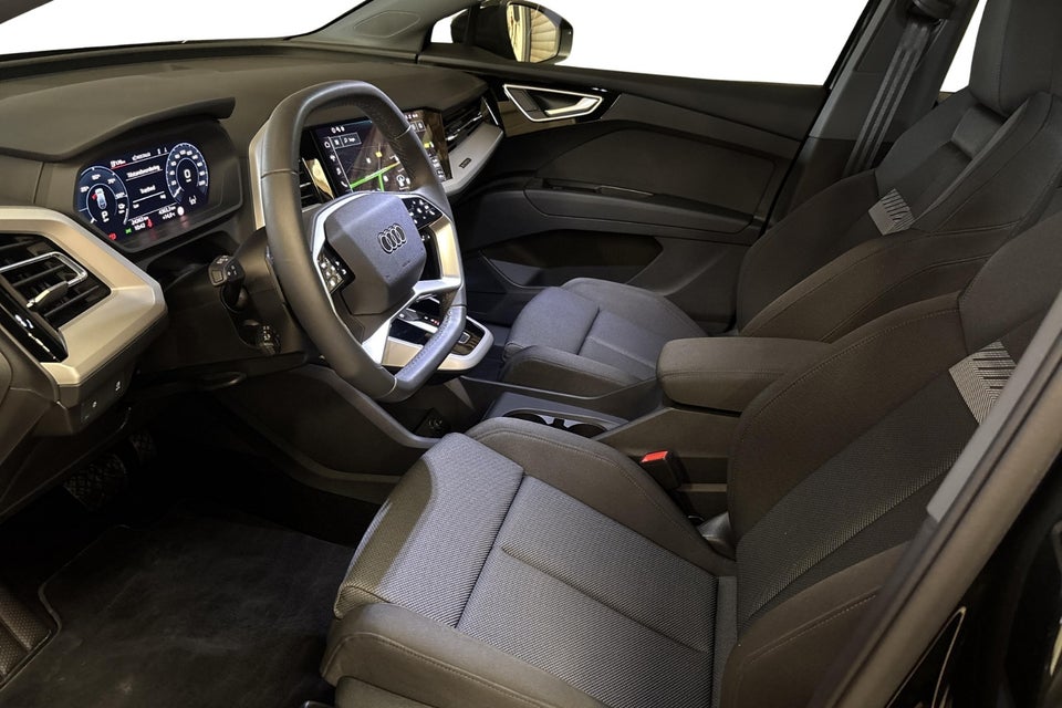 Audi Q4 e-tron 45 Progress 5d