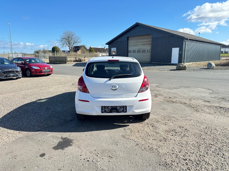 Hyundai i20 1,25 Classic XTR 5d