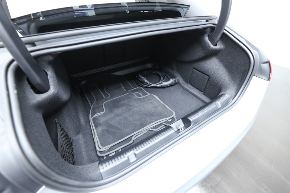 Mercedes EQE300 AMG Line 4d