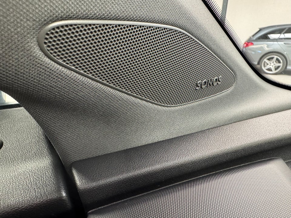 Audi Q4 e-tron 45 quattro 5d