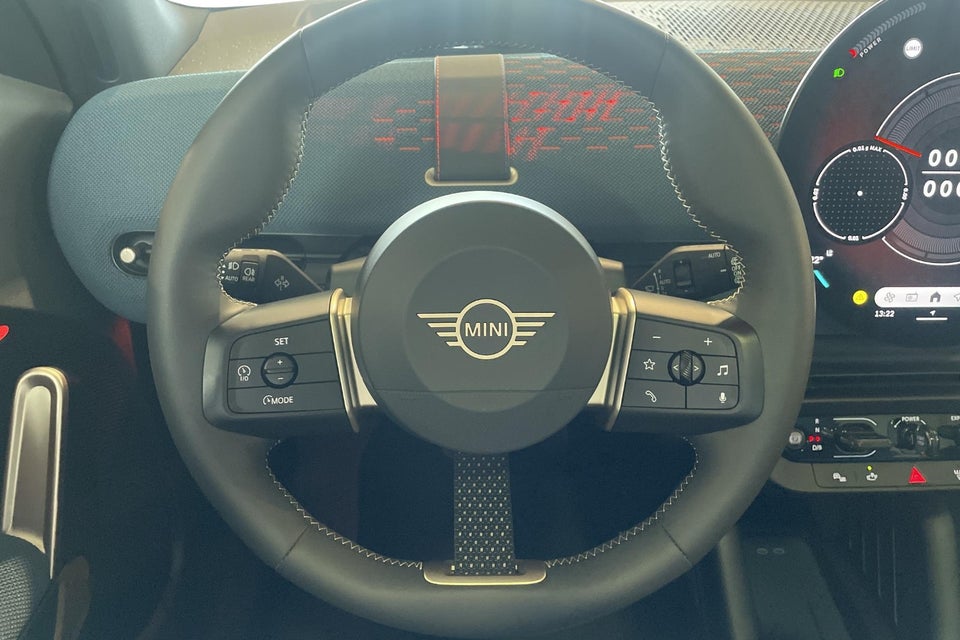 MINI Cooper E Favoured Trim M 3d