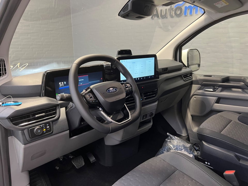 Ford E-Transit Custom 320 L1 71 Limited Mandskabsvogn