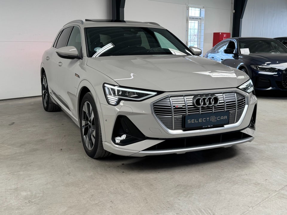 Audi e-tron 55 S-line quattro 5d