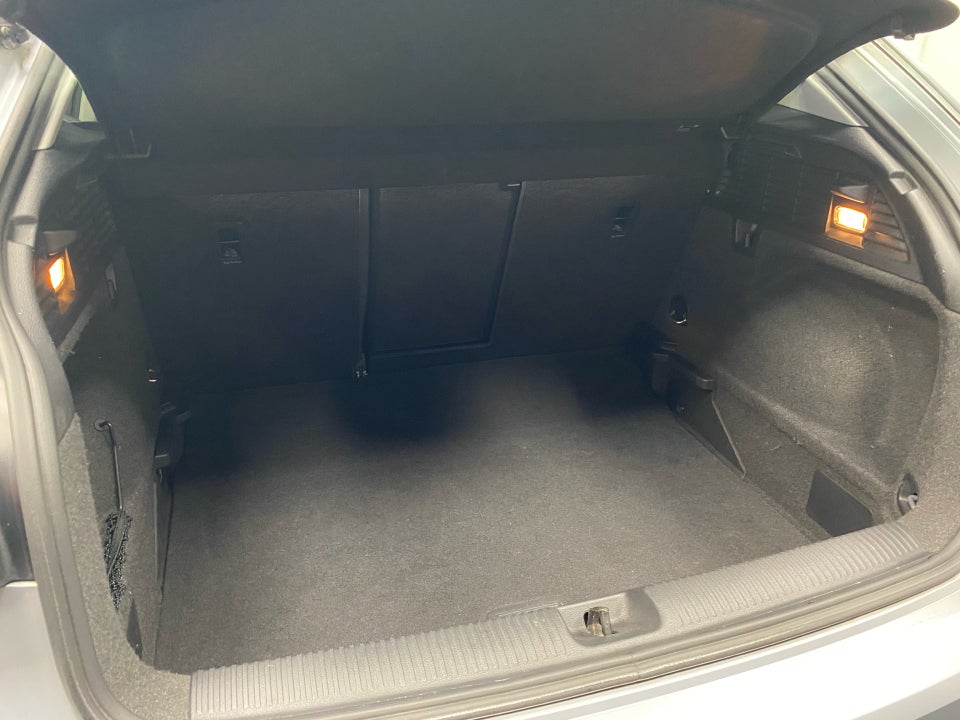 Audi Q2 1,0 TFSi 116 S-tr. 5d