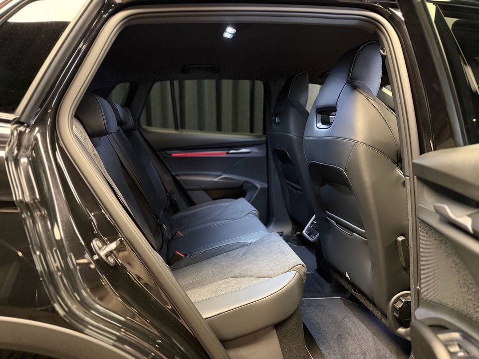 Skoda Elroq 85 iV Sportline 5d