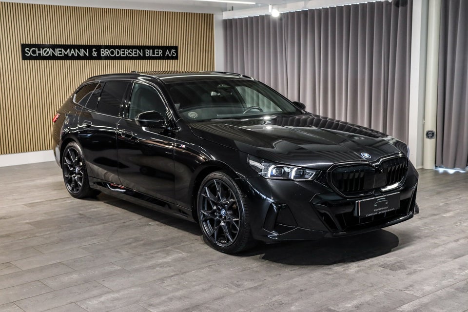 BMW i5 eDrive40 Touring Fully Charged 5d