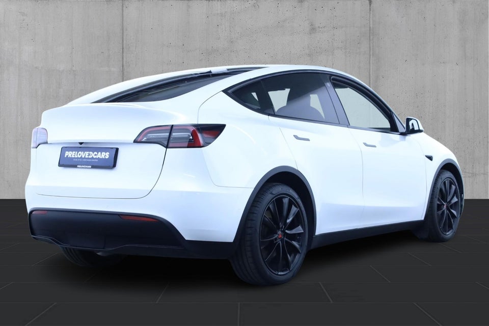 Tesla Model Y Long Range AWD 5d