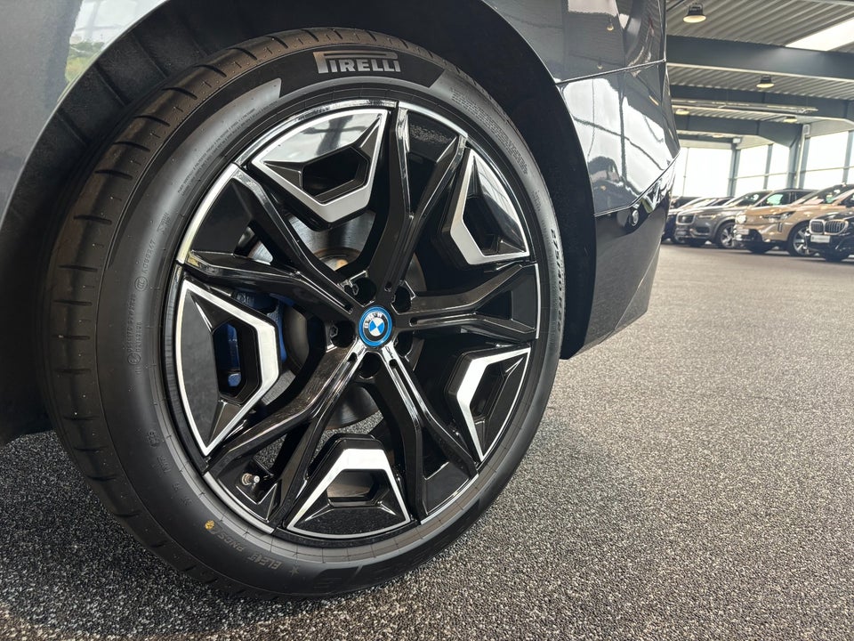 BMW iX xDrive50 Sport 5d