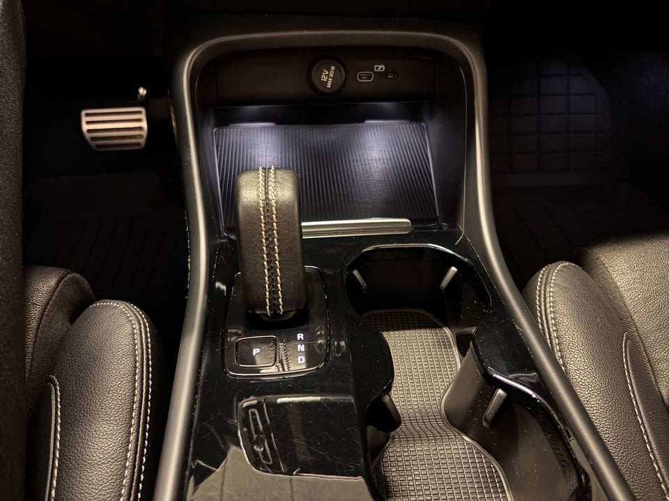 Volvo XC40 P8 ReCharge Twin Pro 5d