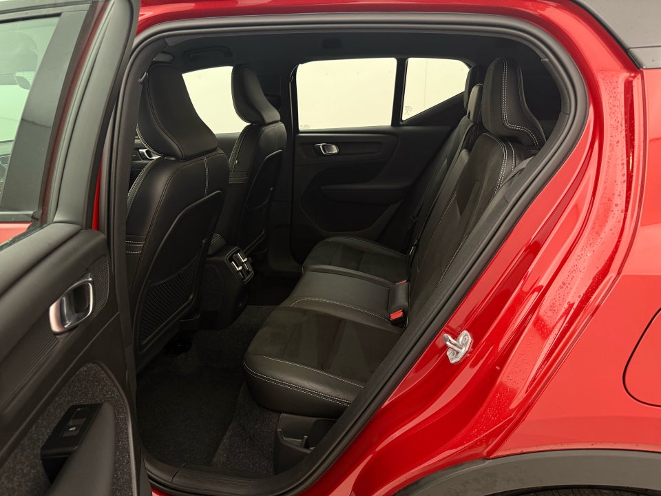 Volvo XC40 P8 ReCharge Twin R-Design 5d