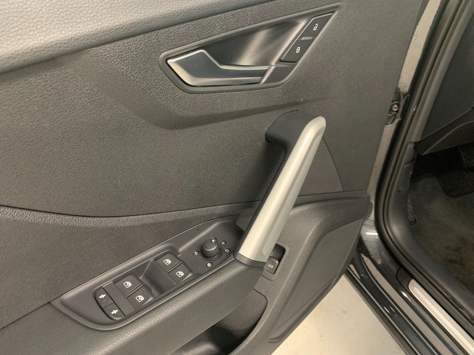 Audi Q2 35 TFSi Prestige S-tr. 5d