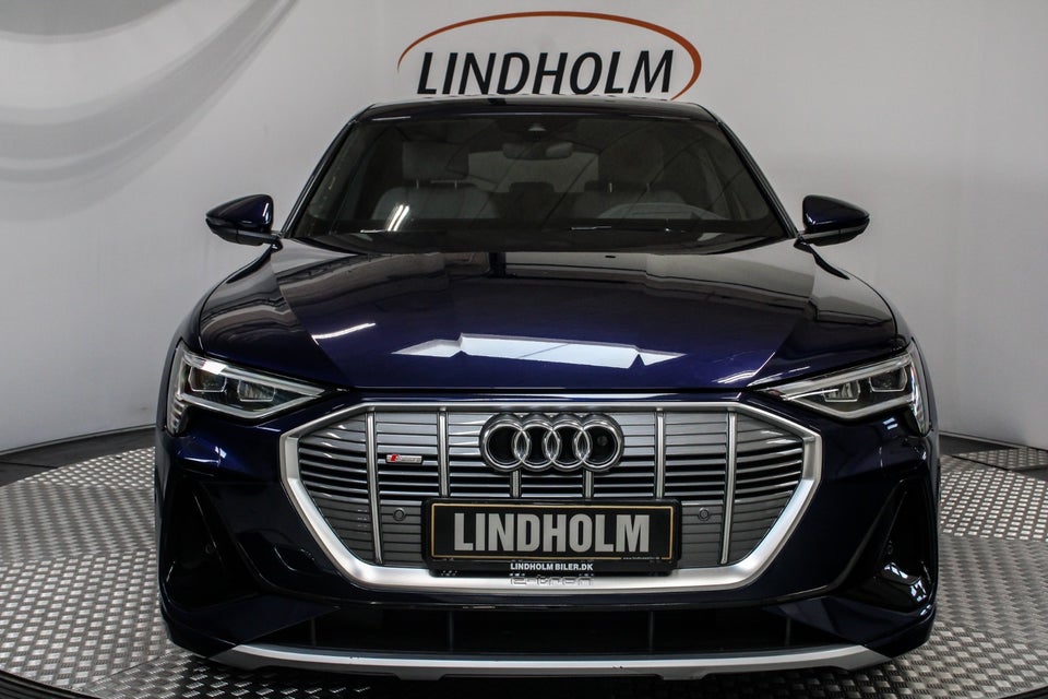 Audi e-tron 55 S-line quattro 5d