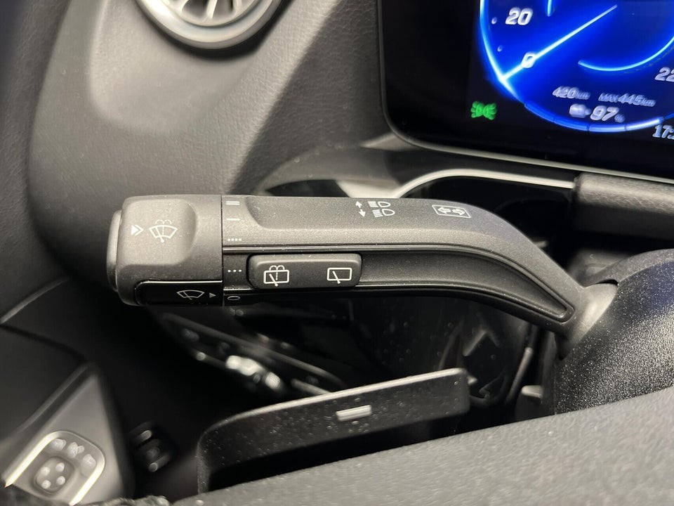 Mercedes EQA300 Progressive 4Matic 5d