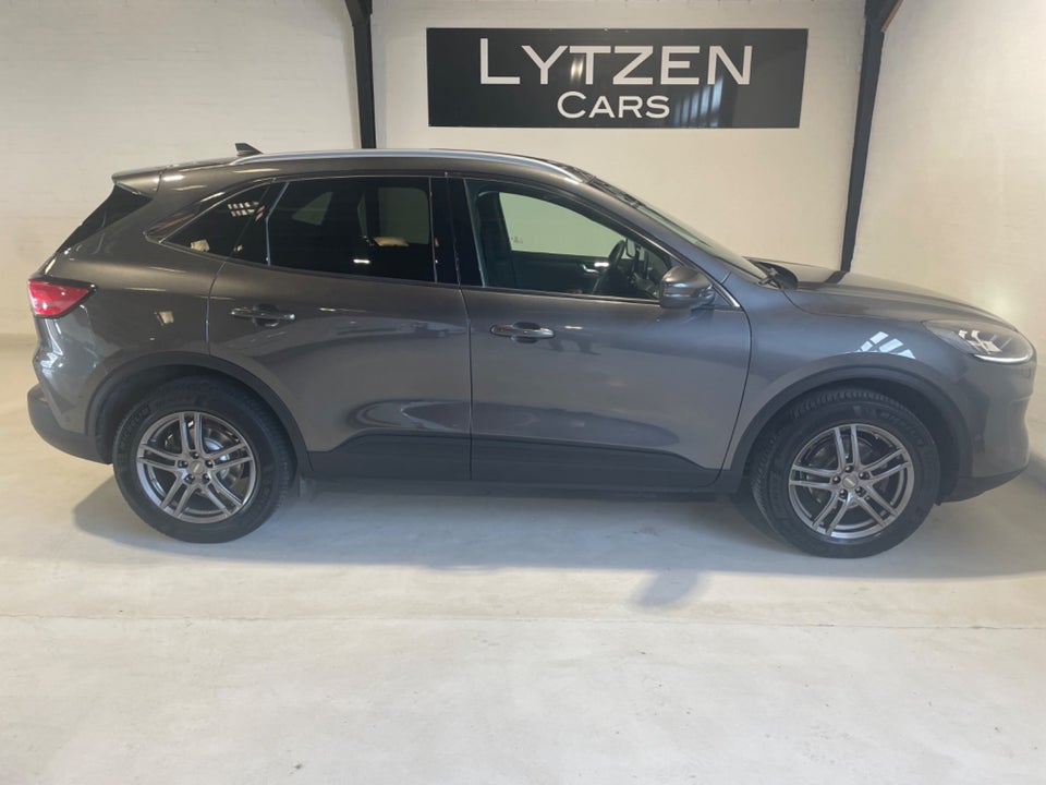 Ford Kuga 2,5 PHEV Titanium CVT 5d