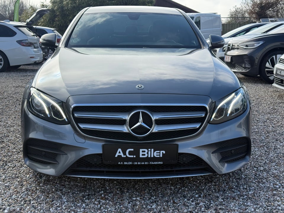 Mercedes E220 d 2,0 AMG Line aut. 4d