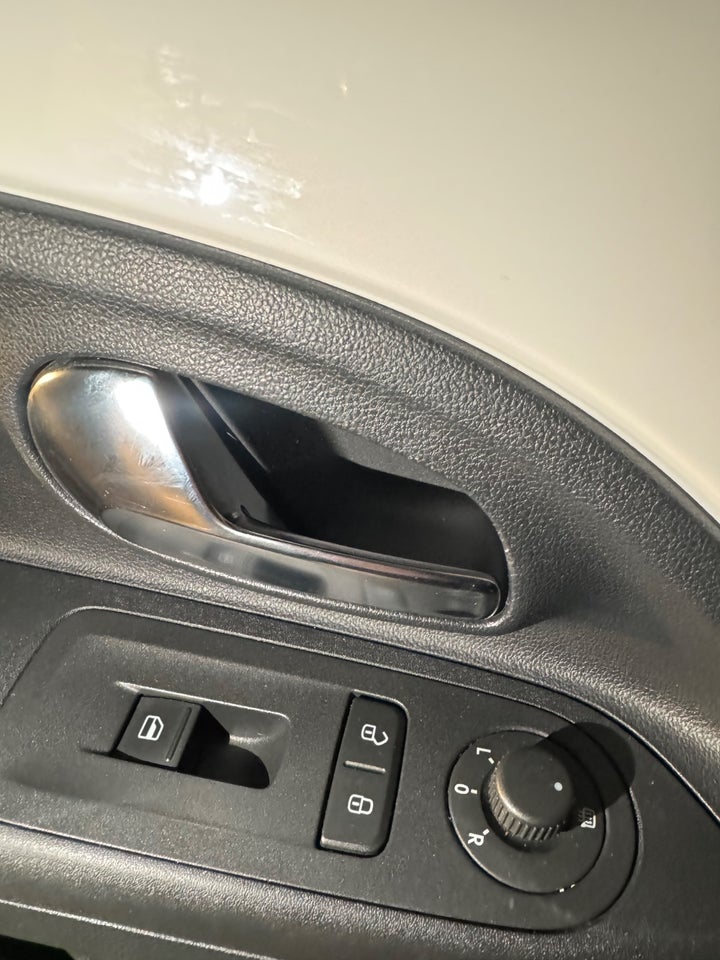 VW Up! 1,0 60 Black Up! 5d