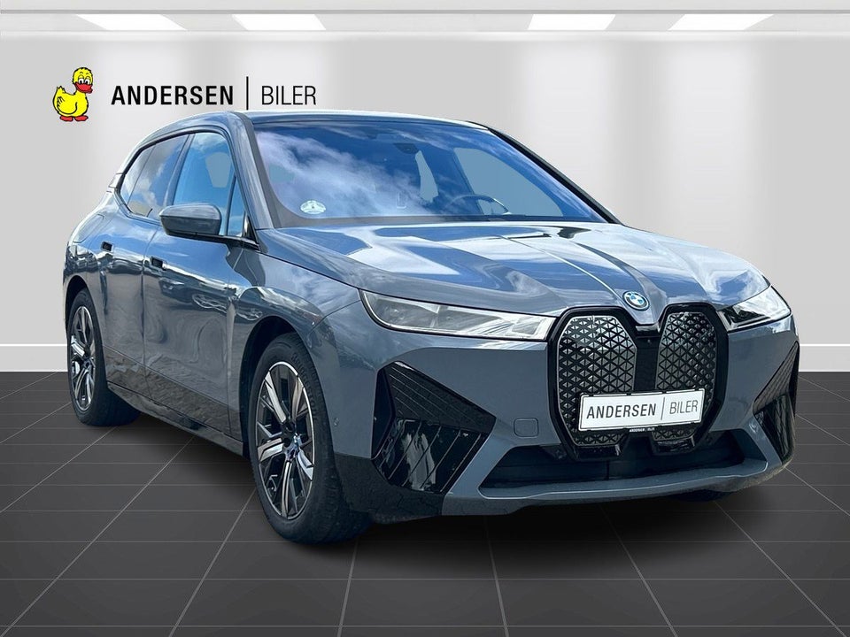 BMW iX xDrive40 Sport 5d