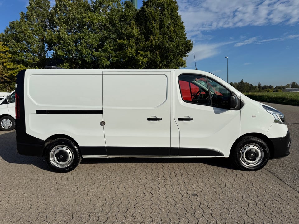 Renault Trafic T29 2,0 dCi 145 L2H1 EDC