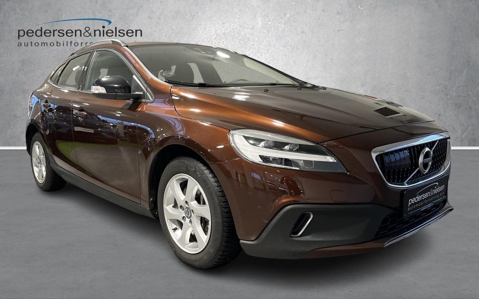 Volvo V40 1,5 T3 152 Momentum aut. 5d