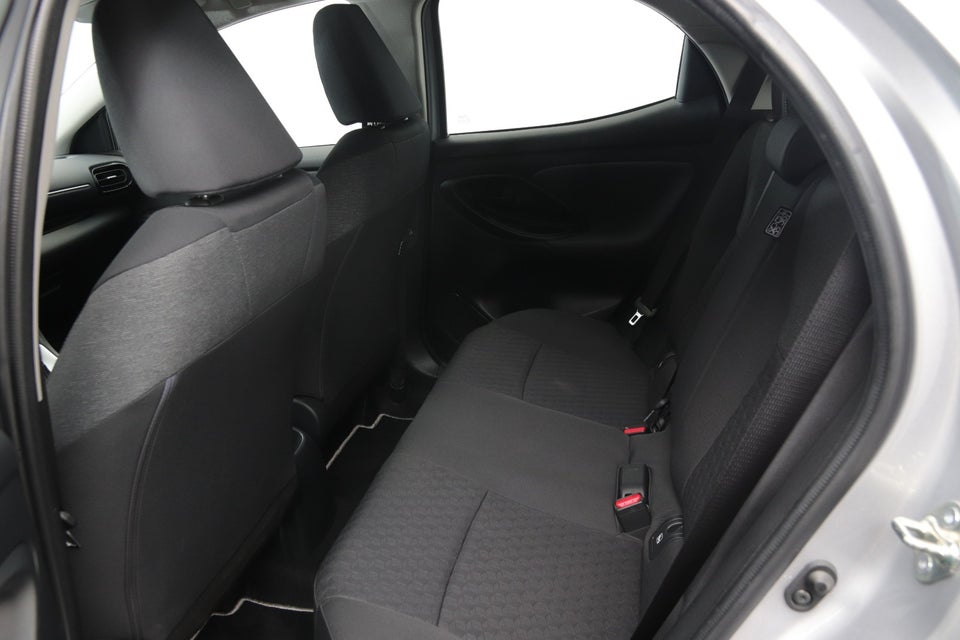 Toyota Yaris 1,5 Active Tech+ 5d