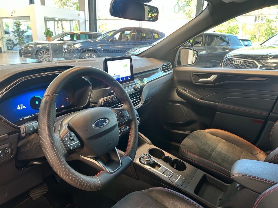 Ford Kuga 2,5 PHEV ST-Line X CVT 5d